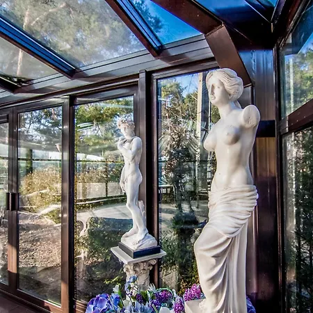 Bella Vista Warszawa Szálloda 3*